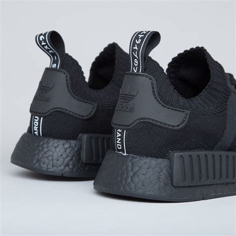 adidas nmd r1 men's black.